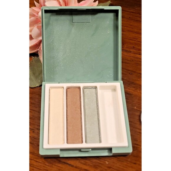 Clinique Eye Shadow Trio Sparkling Sage Buttered Bronze Travel Size .12 oz GWP - Picture 1 of 7